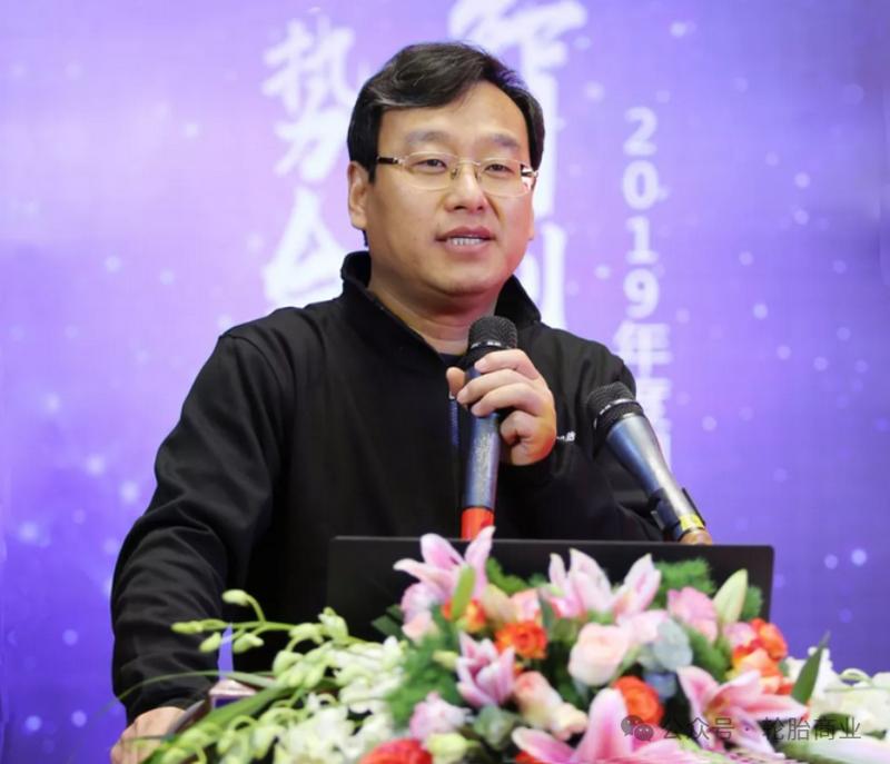  玲珑轮胎高层调整完成；王锋专注战略，周令坤掌舵运营。 企业服务