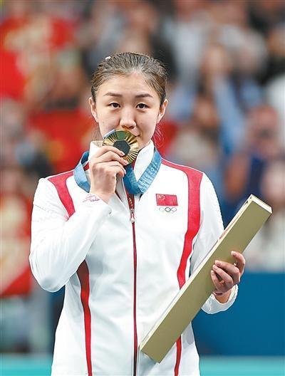  乒乓名将陈梦分享心路历程；伤病与恢复中的坚持力量；体育如何塑造人生多元价值。 体育新闻