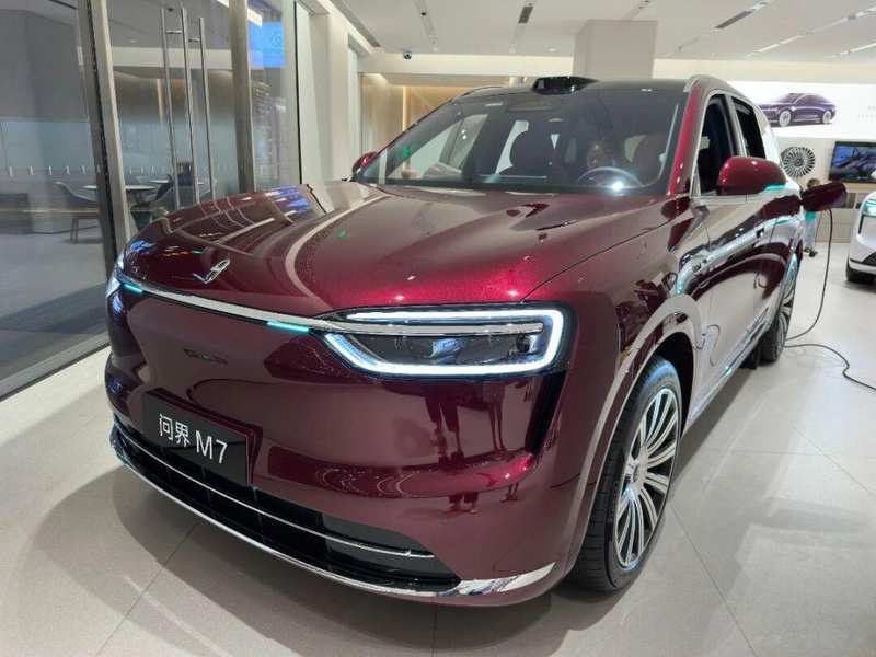 20万级SUV面临销售挑战;车企需在配置与定位间寻求平衡。 汽车科技