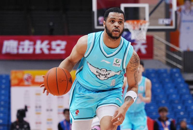 【技术解码】程帅澎19罚18中背后:关键球决策的精密数学 体育新闻