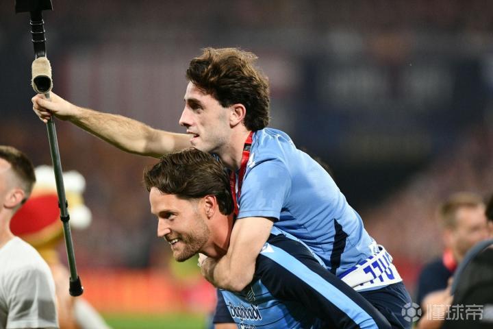 皇家社会国王杯夺冠：职业球员的归属感经济学与情感资本重构 体育新闻