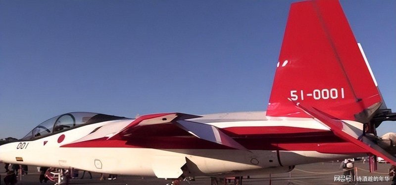  【技术拆解】三发布局背后的工程逻辑：为何说歼-36不是"唬人"之作 新闻